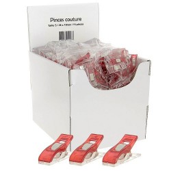 Pack of 15 red patchwork clips